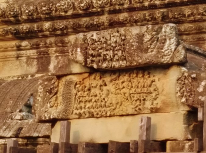 Ankgor wat -wall inscriptions-wannabehumane